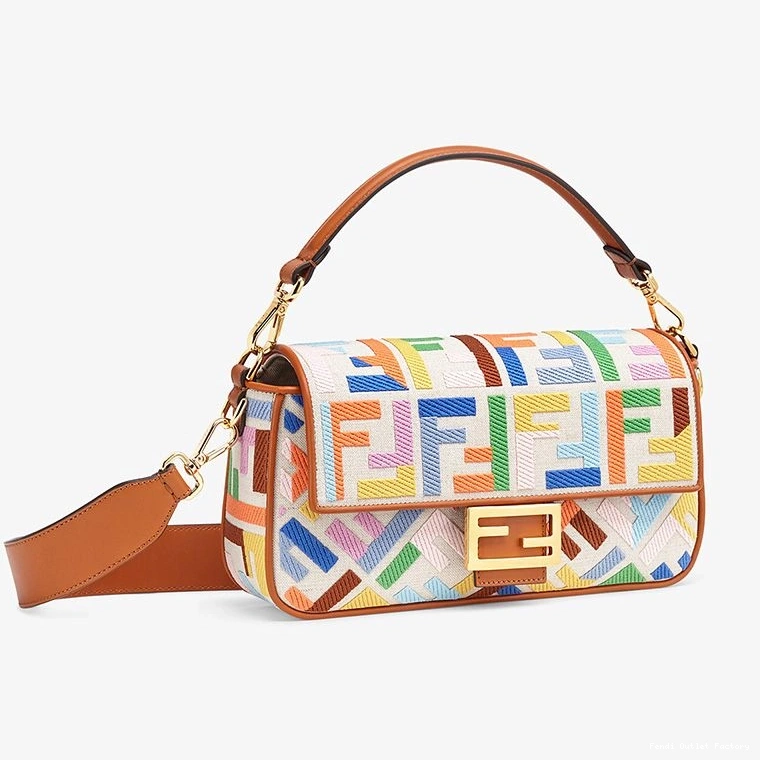 Vintage HOT Medium Bag Baguette Motif Multicolor Canvas Fendi In FF 0730